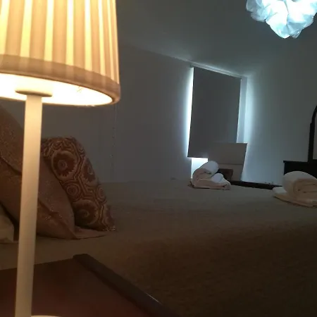 Tomar75-living Spaces Apartment *