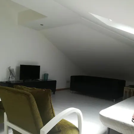 Tomar75-living Spaces Apartment